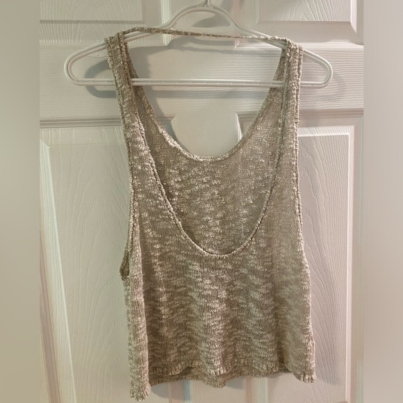 Knit backless Tank - Picture 2 of 4